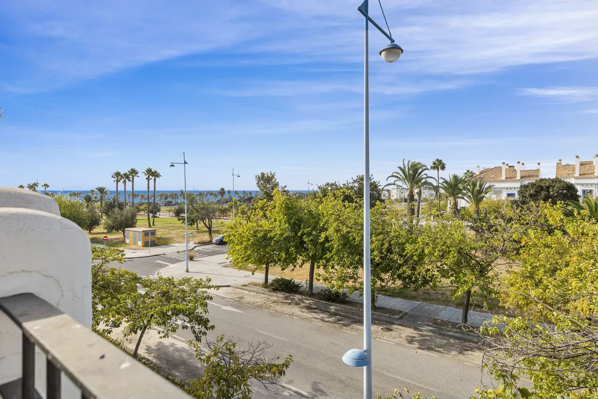 7a54bc6f-347f-4e4a-98e0-77e305aab4df