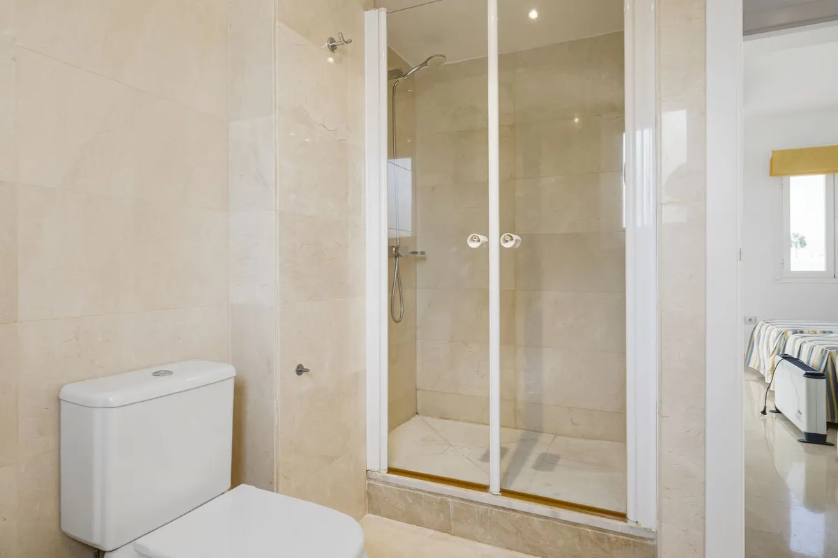 94ddd042-9396-483b-a3a4-97443c0fc397