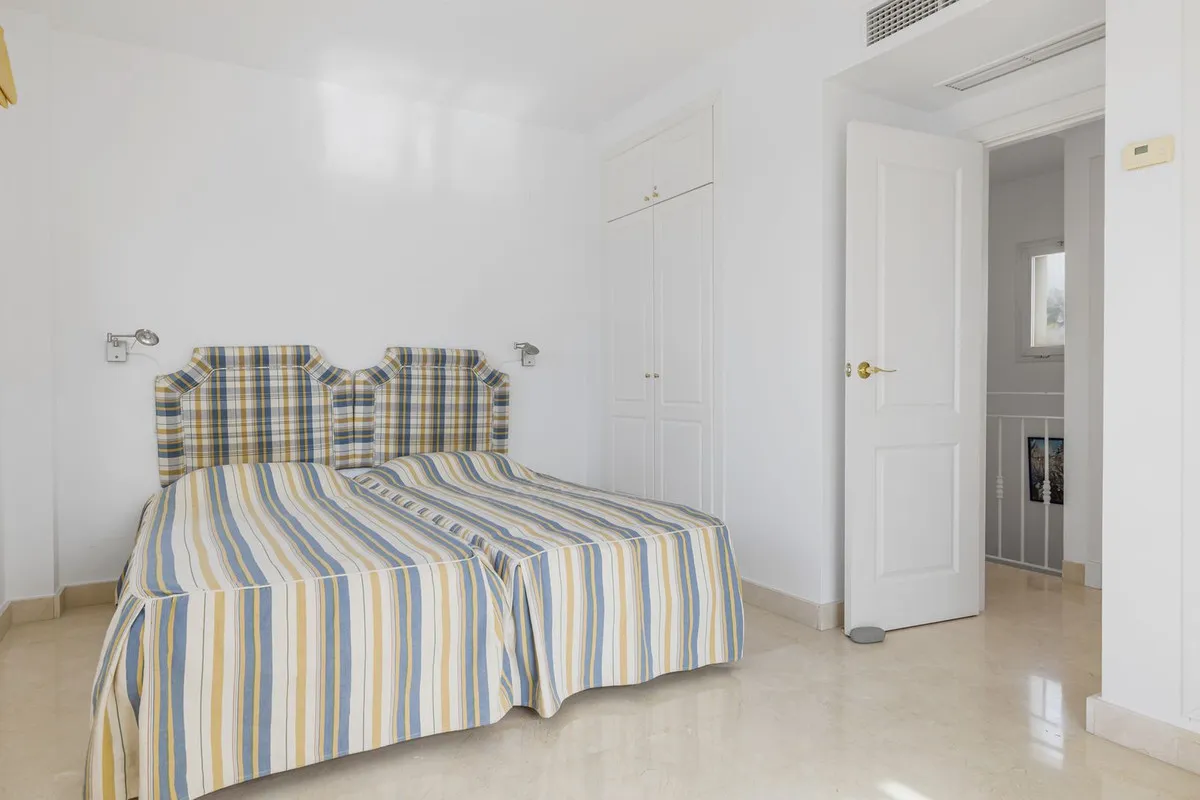 96951367-dd74-473a-94fb-b2012ae1da6e