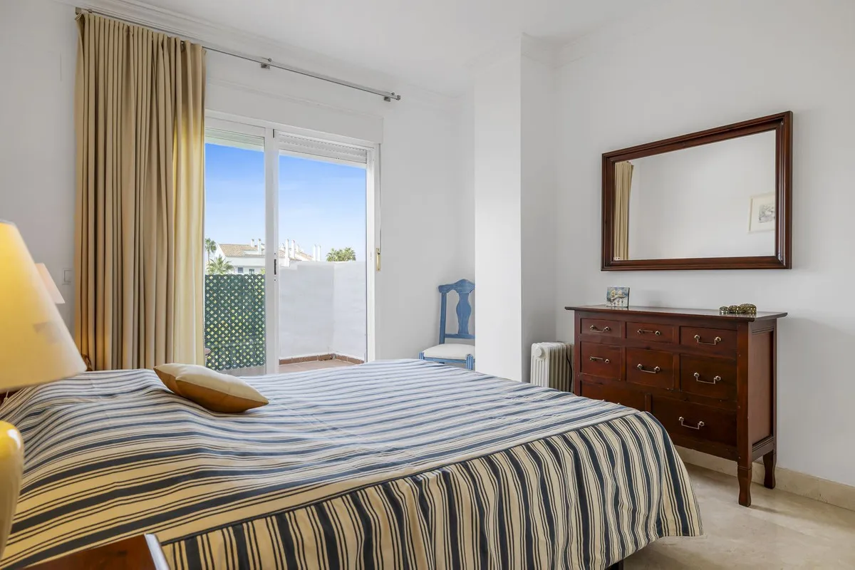 9e1d49fc-a5a4-4ebe-8a17-8db693e4febc