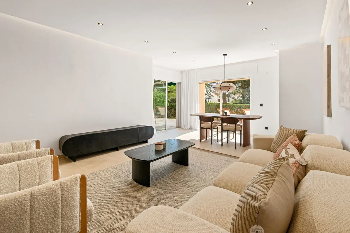 816f215e-97a5-4099-9172-e097b8de6e83