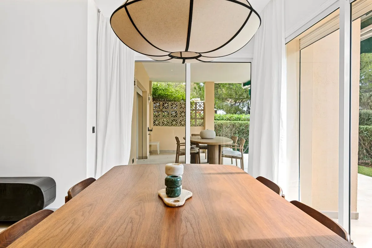 aa73c827-63b0-4131-b9ba-f123d50aa17b