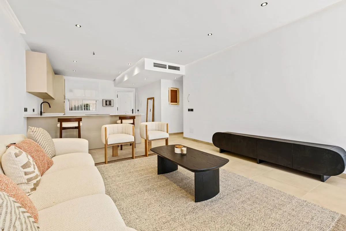 e00c9352-1449-40a9-b3c4-7c55a7cdbc26