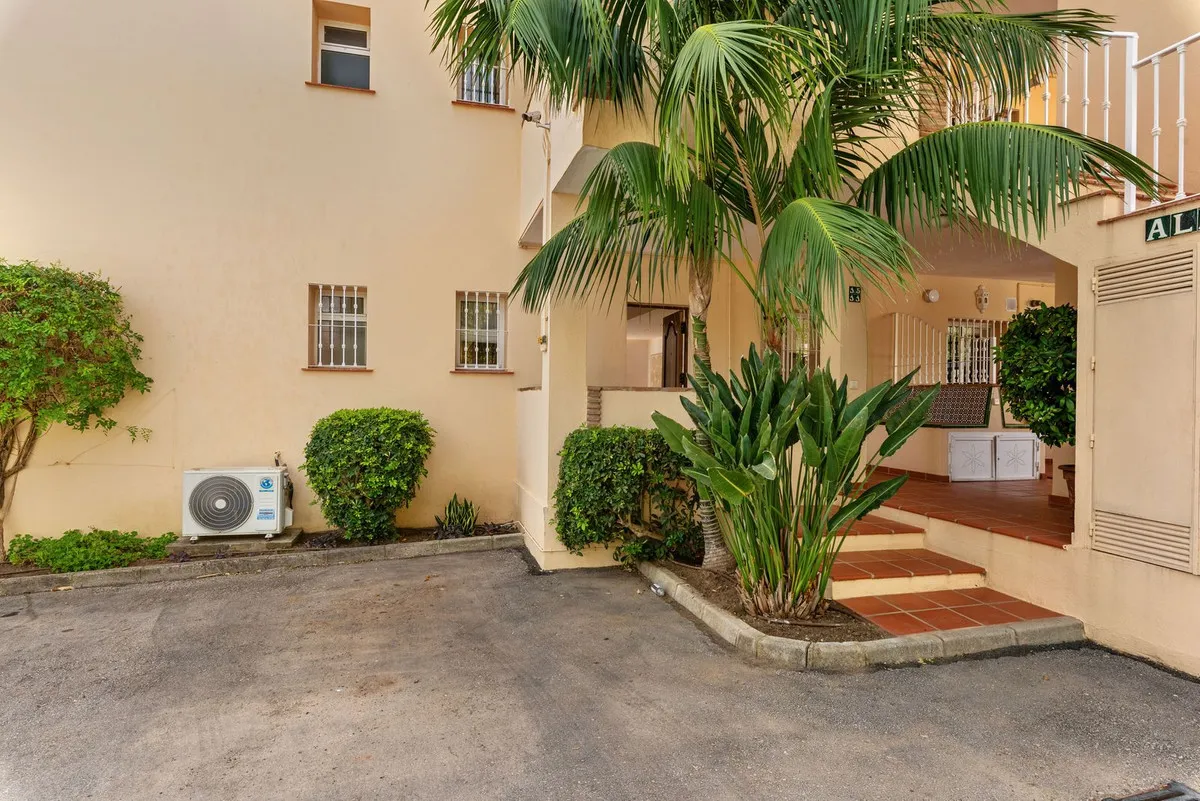 e464b1c8-82f4-4253-93a2-e3838afd6c9d