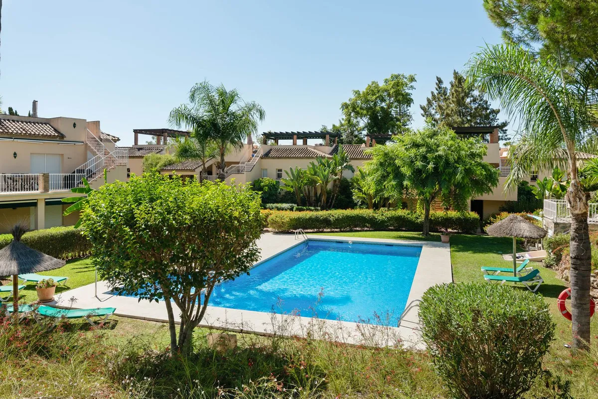 f2a625a8-0e90-4a7b-96b9-f7c401d83ed2