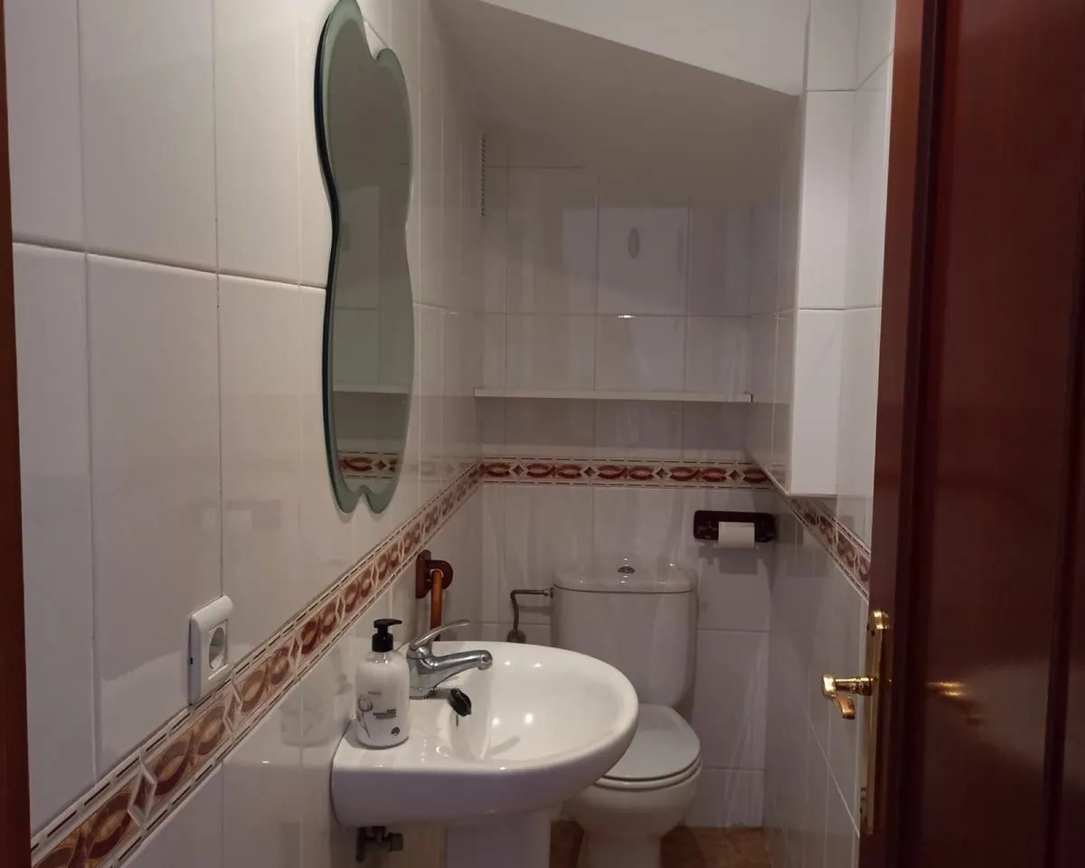 7af1fc38-d7ab-4bb2-8644-93bd4509e8d1