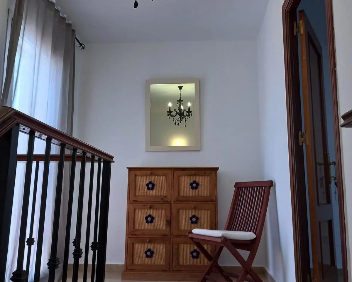 9db78796-636c-4a5e-b13a-a0fb0ba2441e