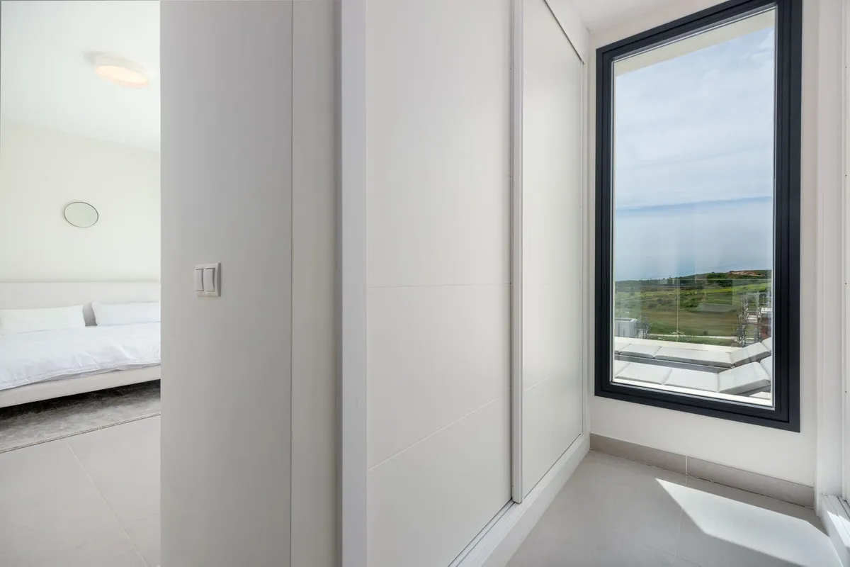 6e1ce286-0e48-4d99-9277-c4231b4caec7