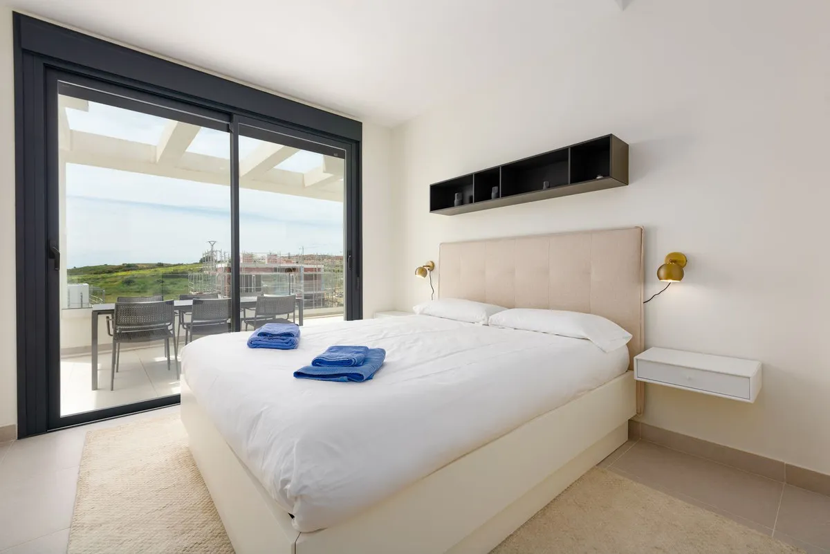 c4274acc-ff15-4db0-be96-2c46af37b474