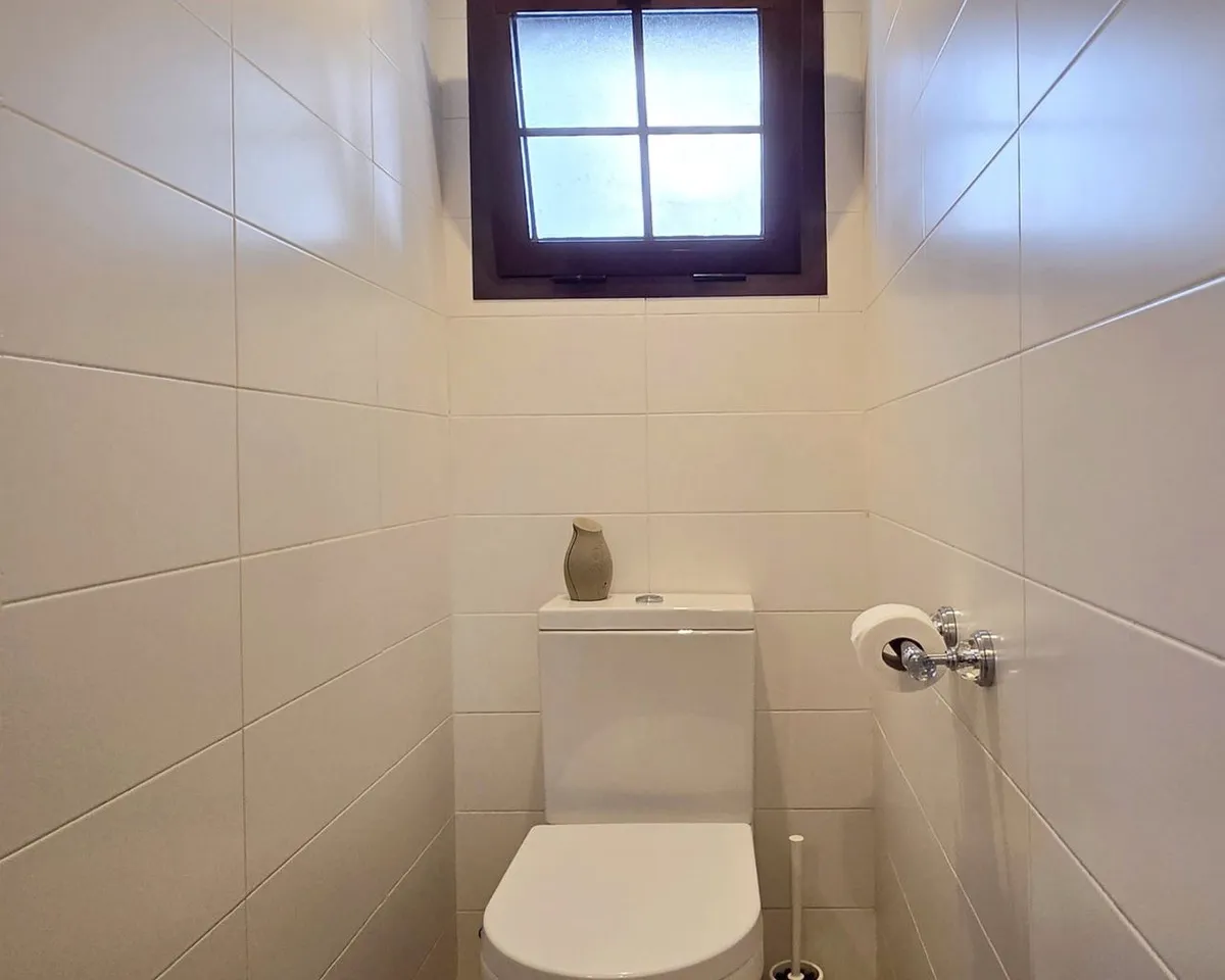 9cace3fd-e642-46f3-b24b-04d8e6d1c205