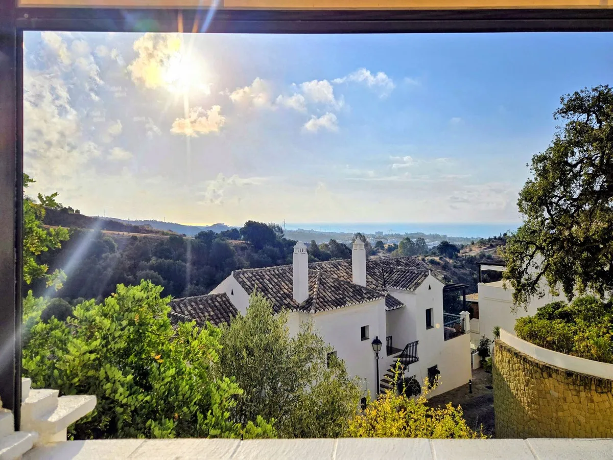 a6e9f12a-ca24-4a1e-a569-ee0dae97ec00