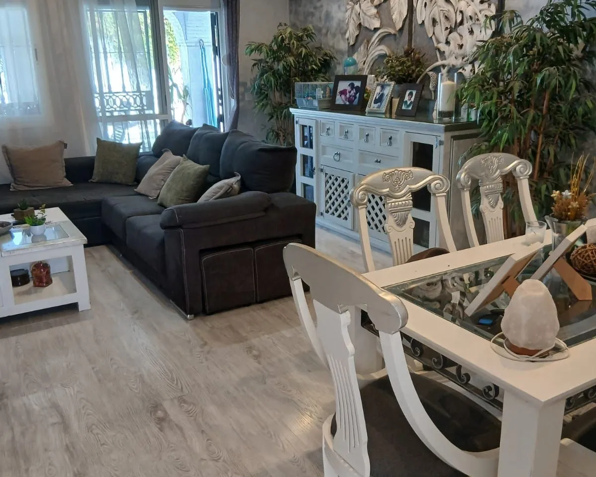 798e5b73-51a5-4759-b0ce-9ab3eacf3573