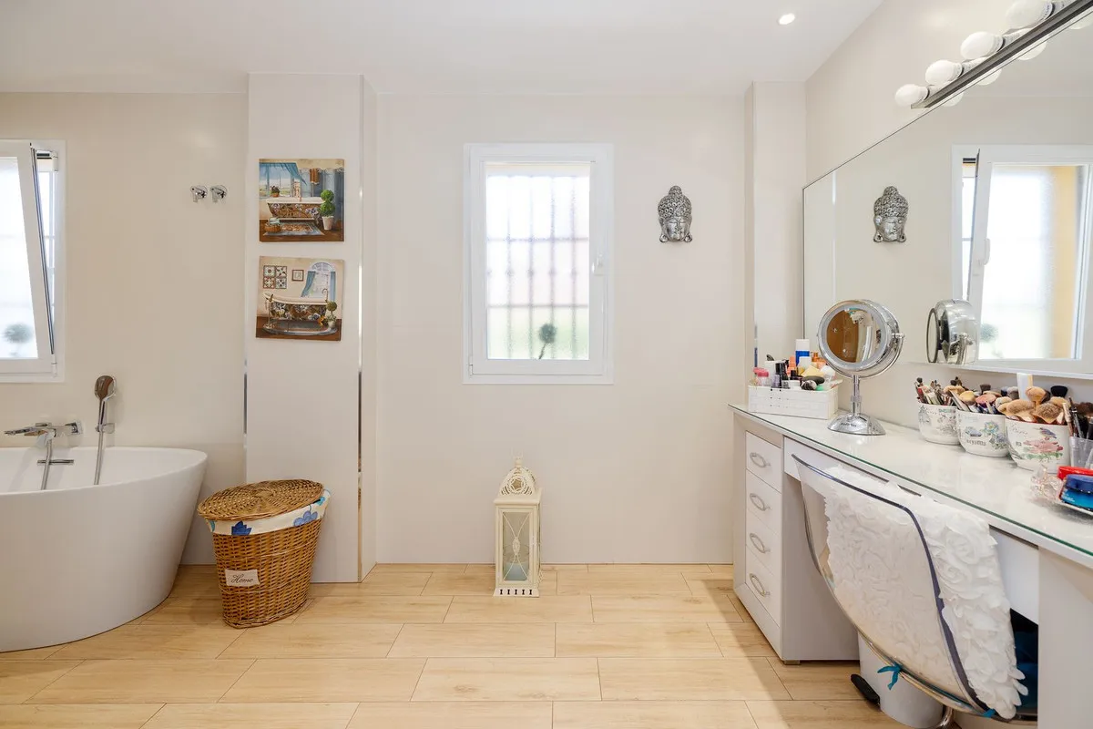 0962938a-c546-40be-beb2-069c7f83b570