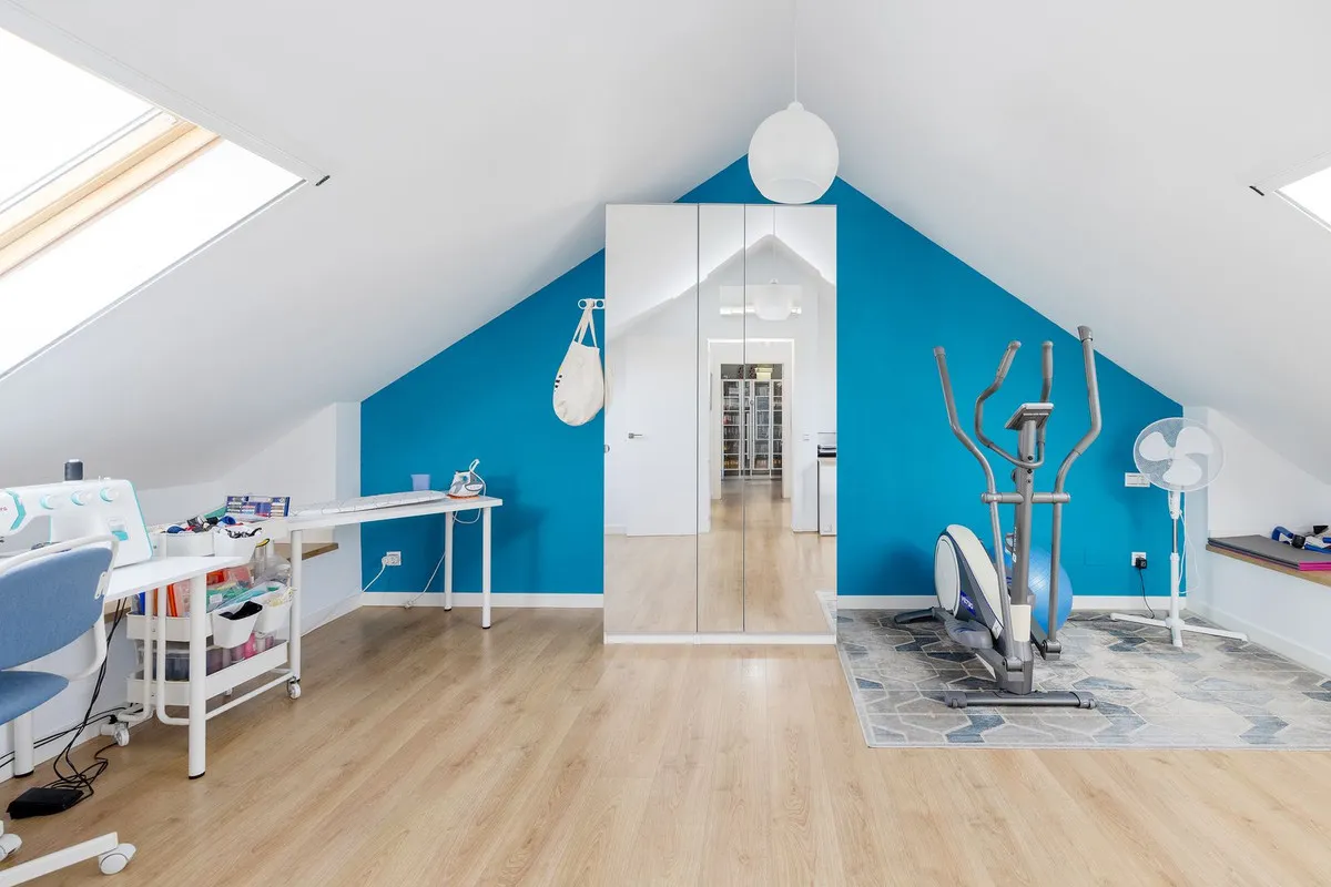 b4bbd499-7b51-4438-b2cf-7ff355d3571a