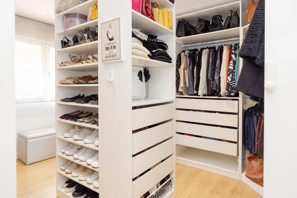 c913a2c5-44f5-42e1-b4f0-8146becbbe7d