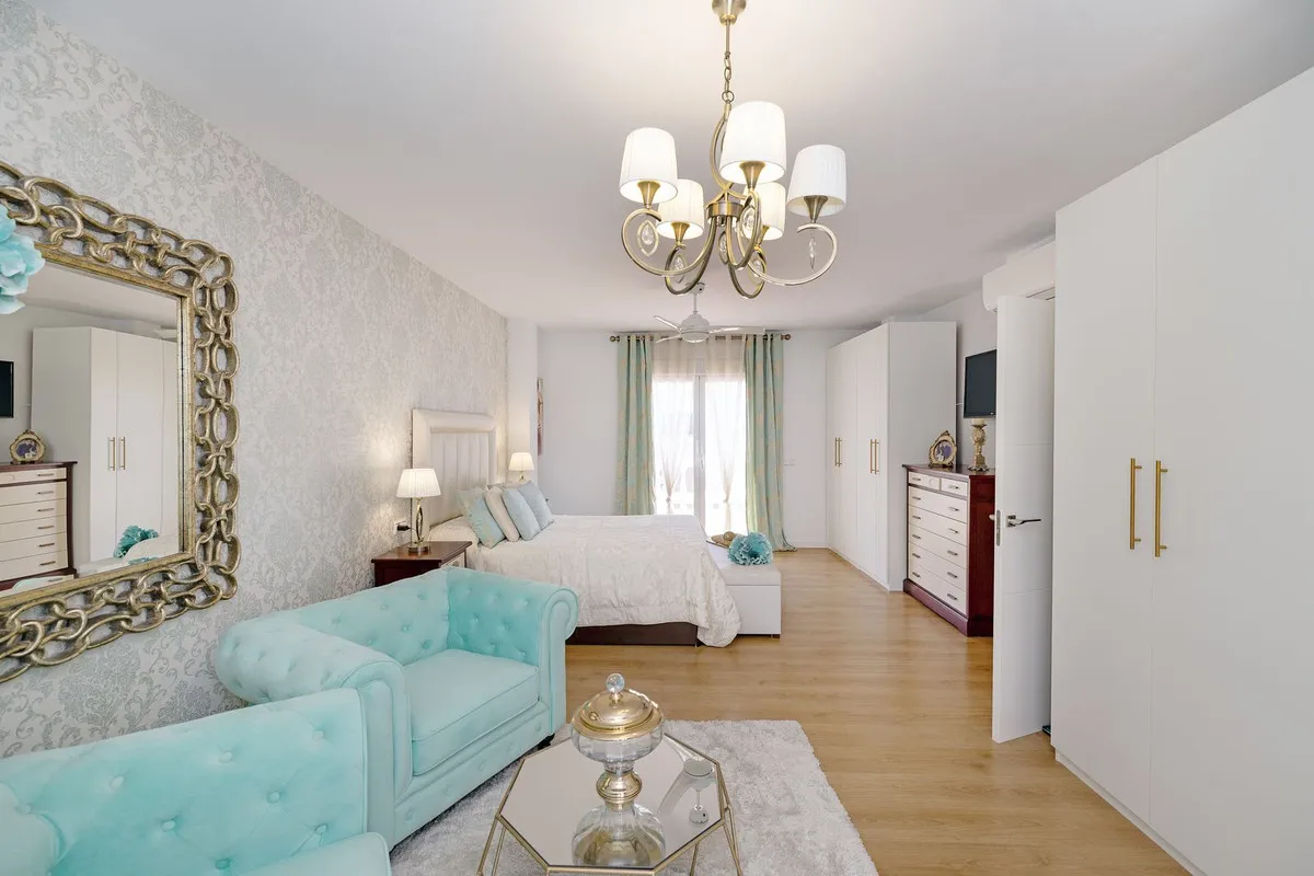 ec43fdef-c7fd-4a5d-a5b4-ff77ac548da8