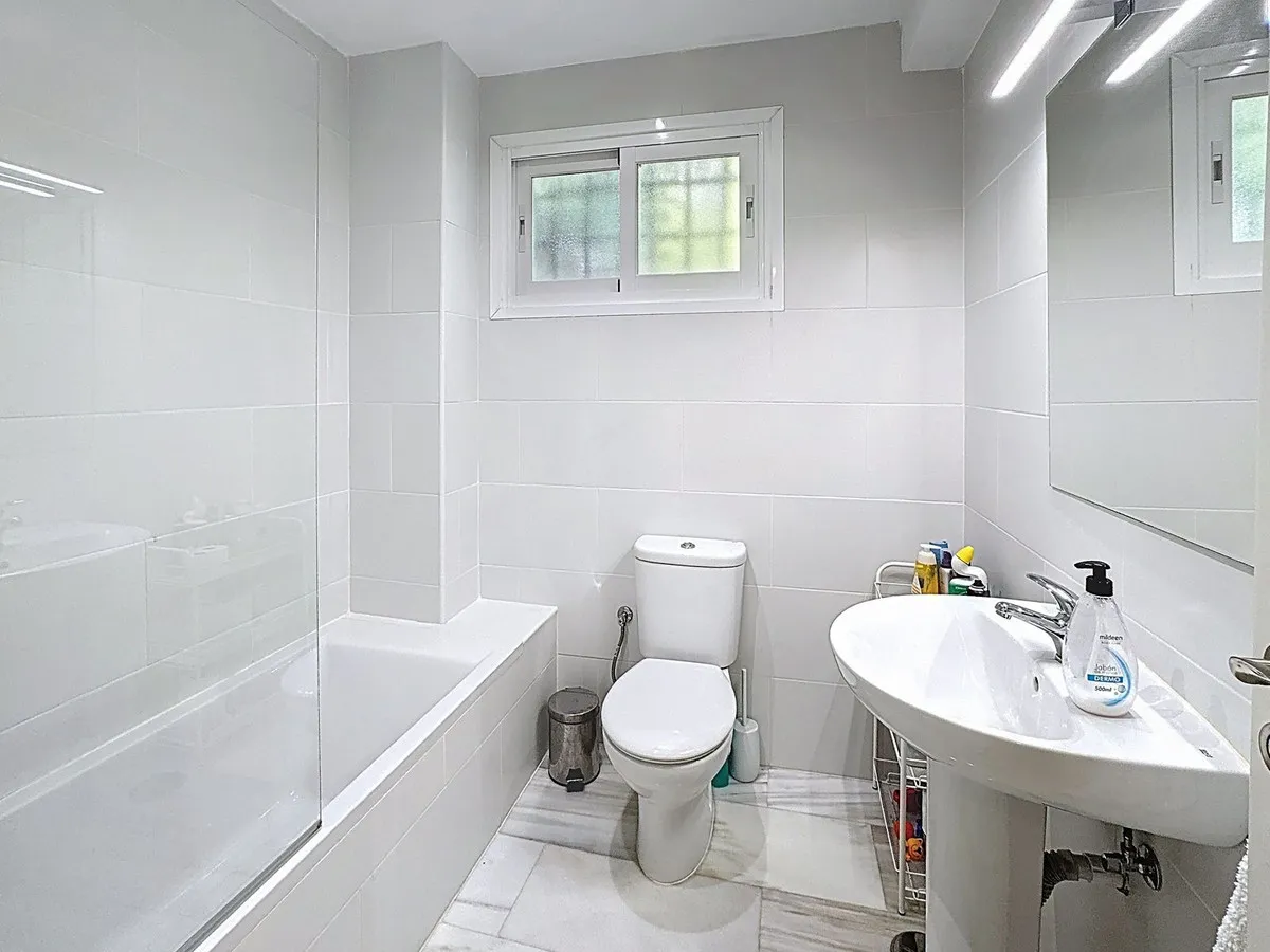 0842d1ad-98f9-4566-81be-6ac63b7a03c6