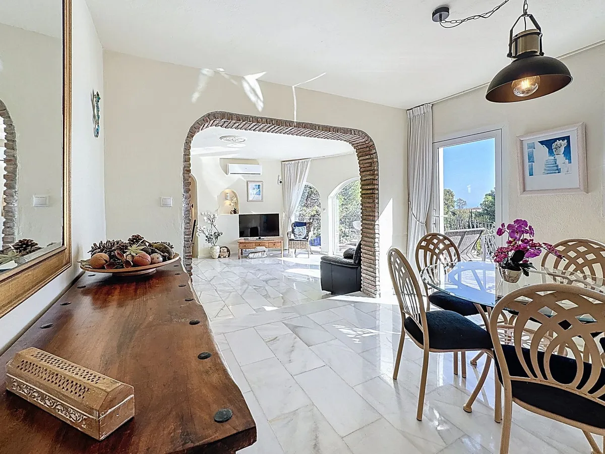 888cb33e-f19a-4e0f-a184-cba8d461fb2e