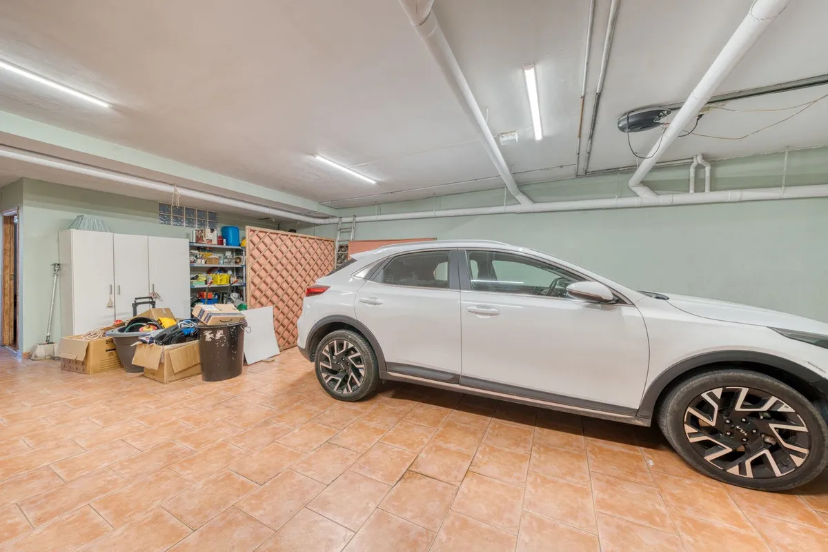 32a2505a-94cf-400d-b621-274f191c4618