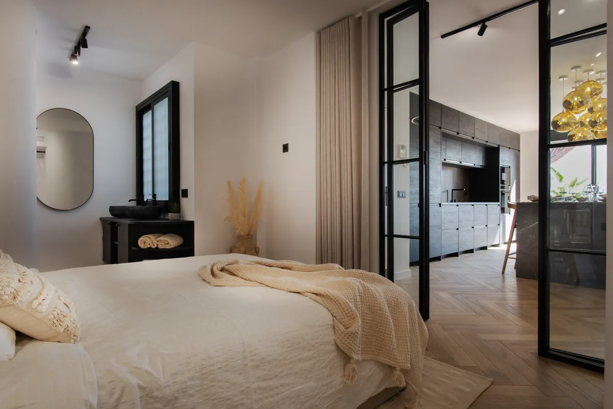 026d7be8-eadc-48de-82fd-6817e185d667