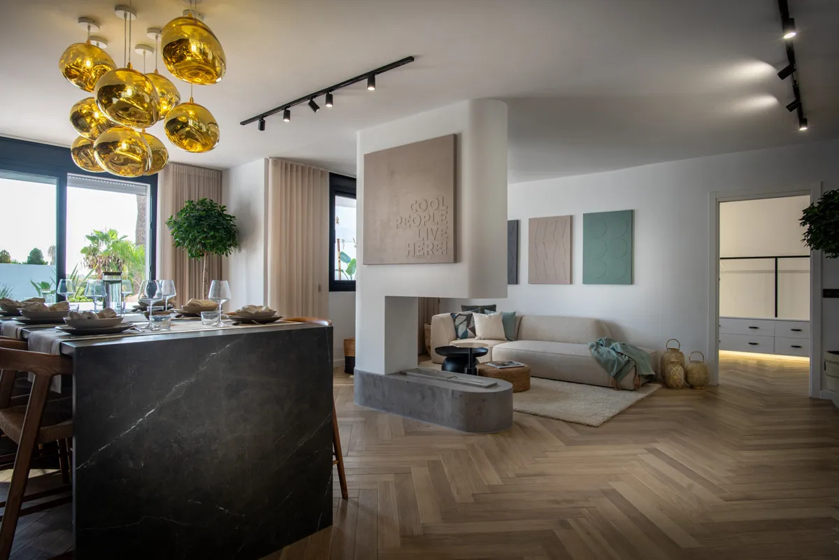 845db2e1-d0da-4cd2-aa39-6f6c05096b24