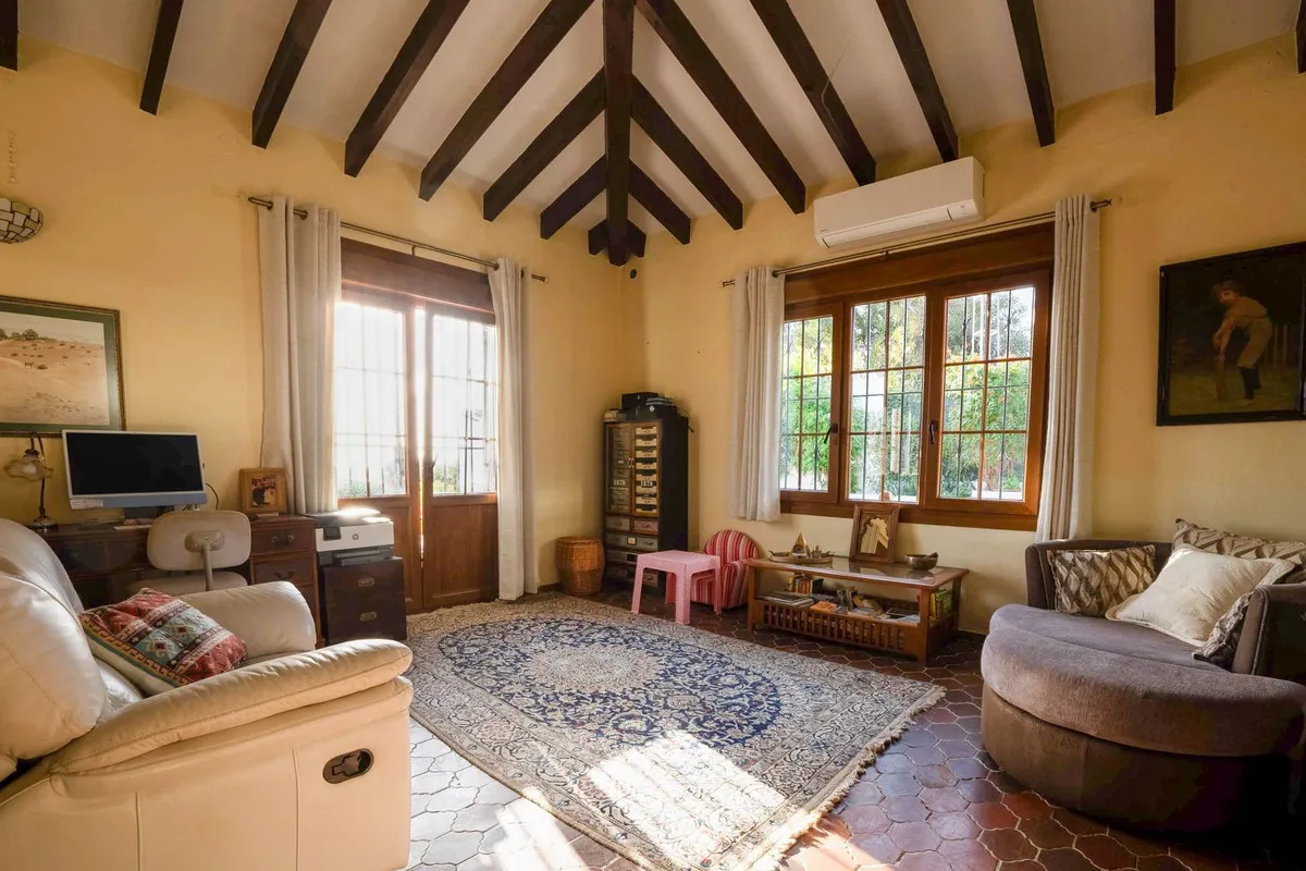 0c71d23b-72d5-4cc3-8f5e-27fe23e0efba