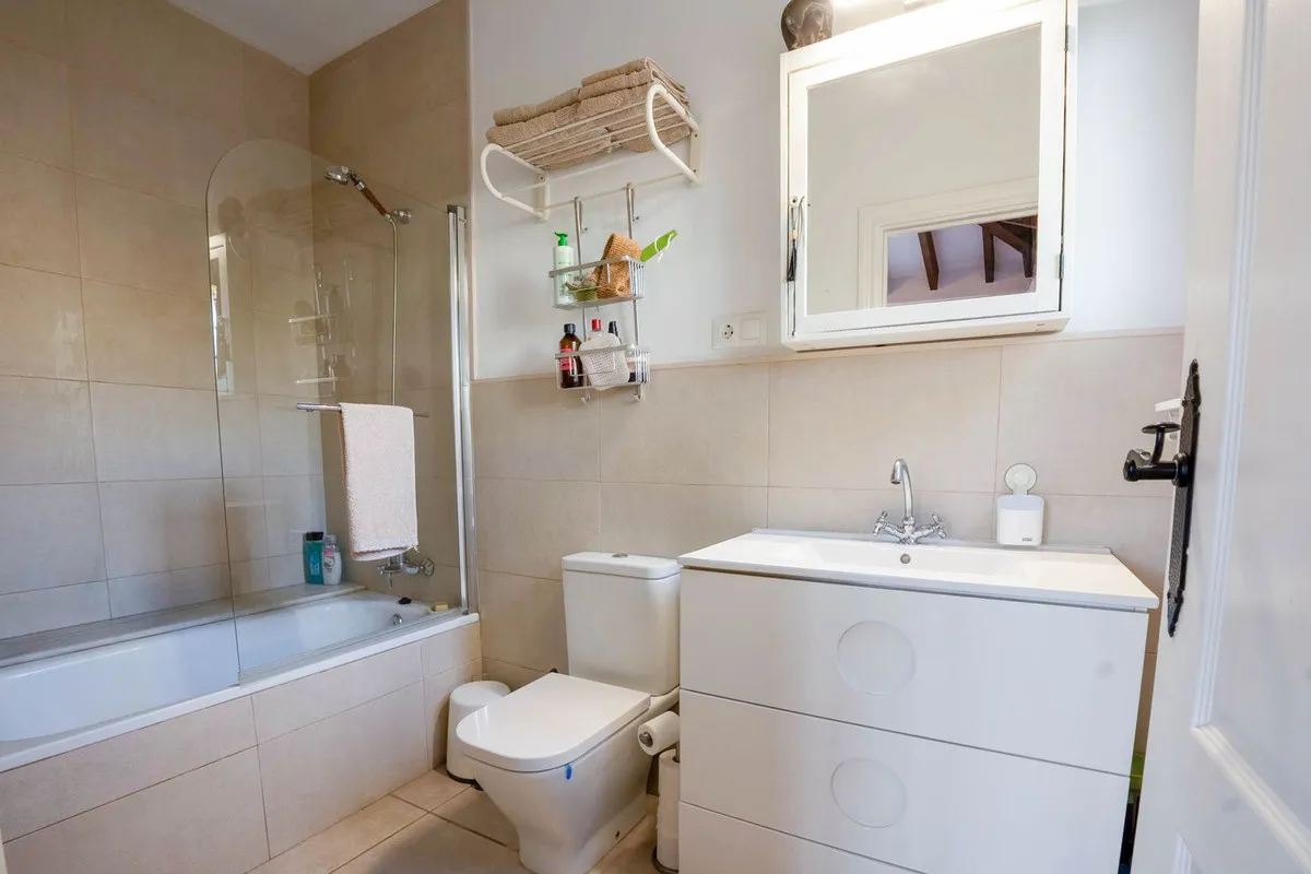 2affe79e-4421-4b9c-b5a3-3655df8004f6