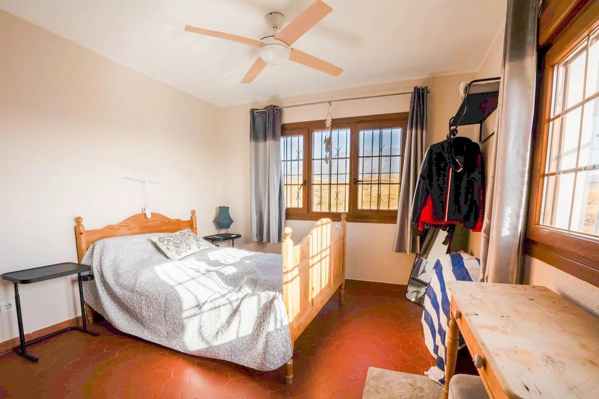 3d128a26-66d9-4e04-8dba-dbaa5b37b570