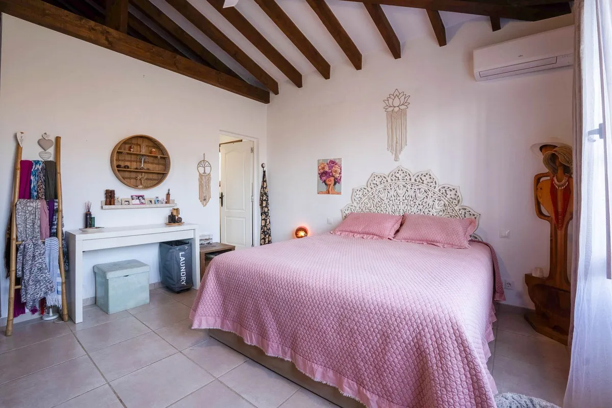 3d8e667f-7b39-45cf-93b6-29a945bb3447