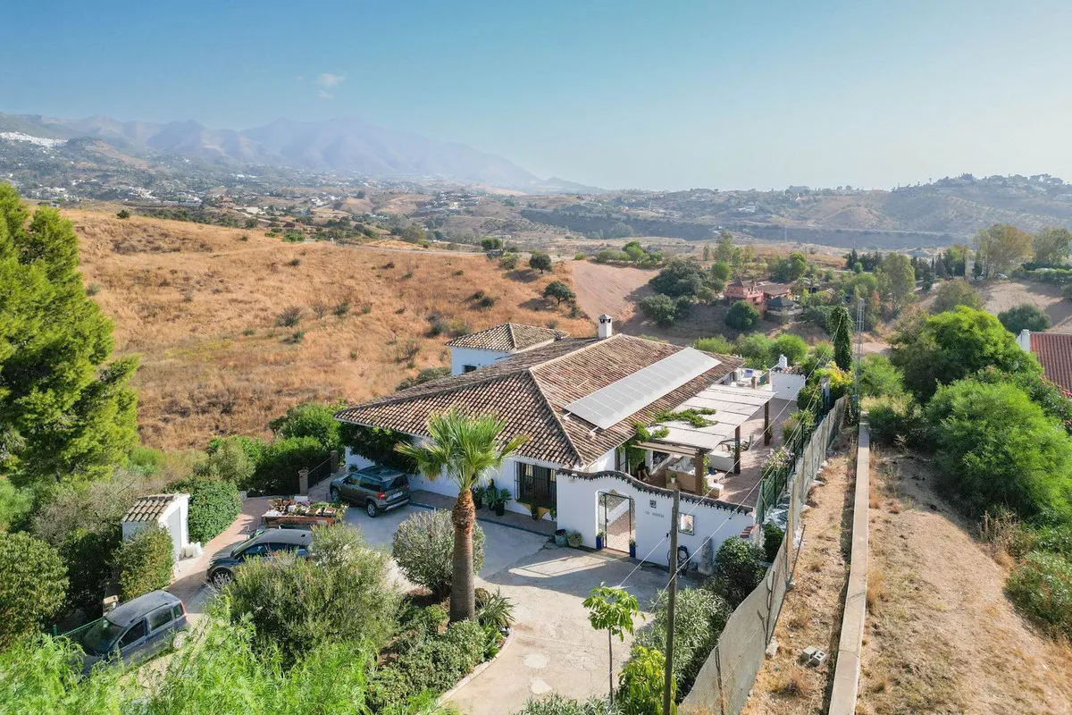 975a4292-0df1-4e01-a27b-fd17989e545b