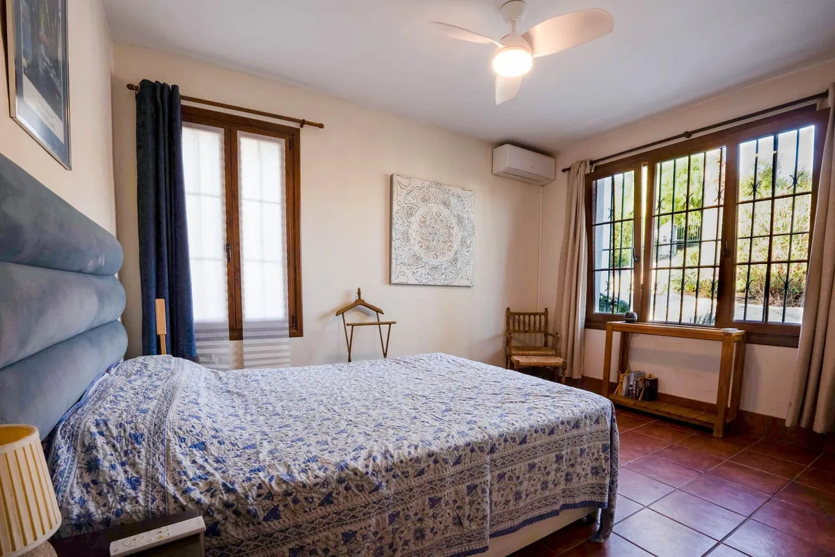 9ae73932-7ed5-4cab-b1ba-fee4ab6a9196