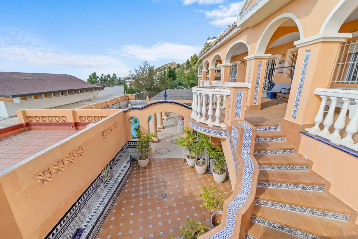 2b00c491-3d58-4758-9eab-df47f8a5c409