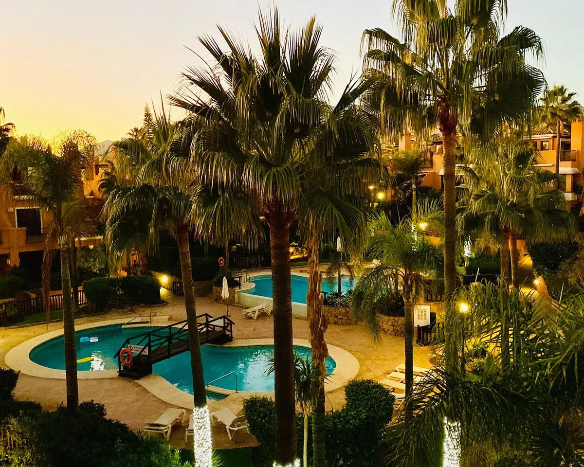 2225e0fe-b433-4869-83a7-7e9e92b043ef