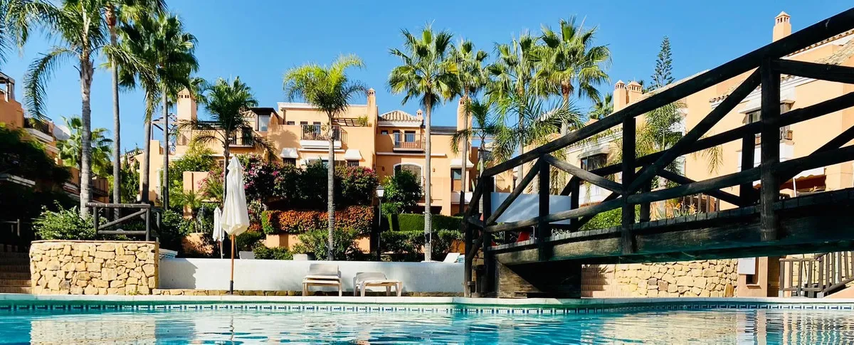 7e4dc10c-f904-426a-b57c-41230f9feee4