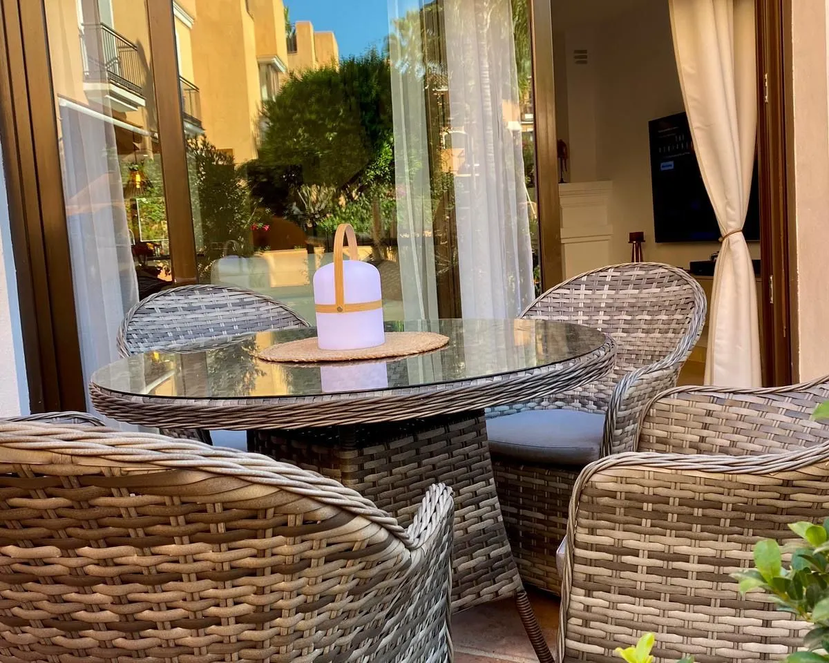 d49e7b0b-0047-40c0-9ff5-59ce5fa13d17