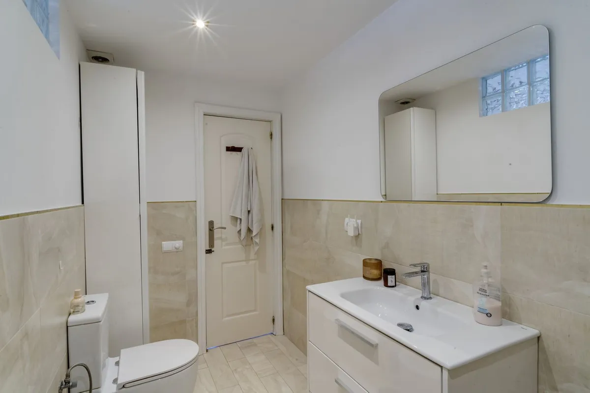 20c99270-a7f6-4949-a709-d65884b2972b