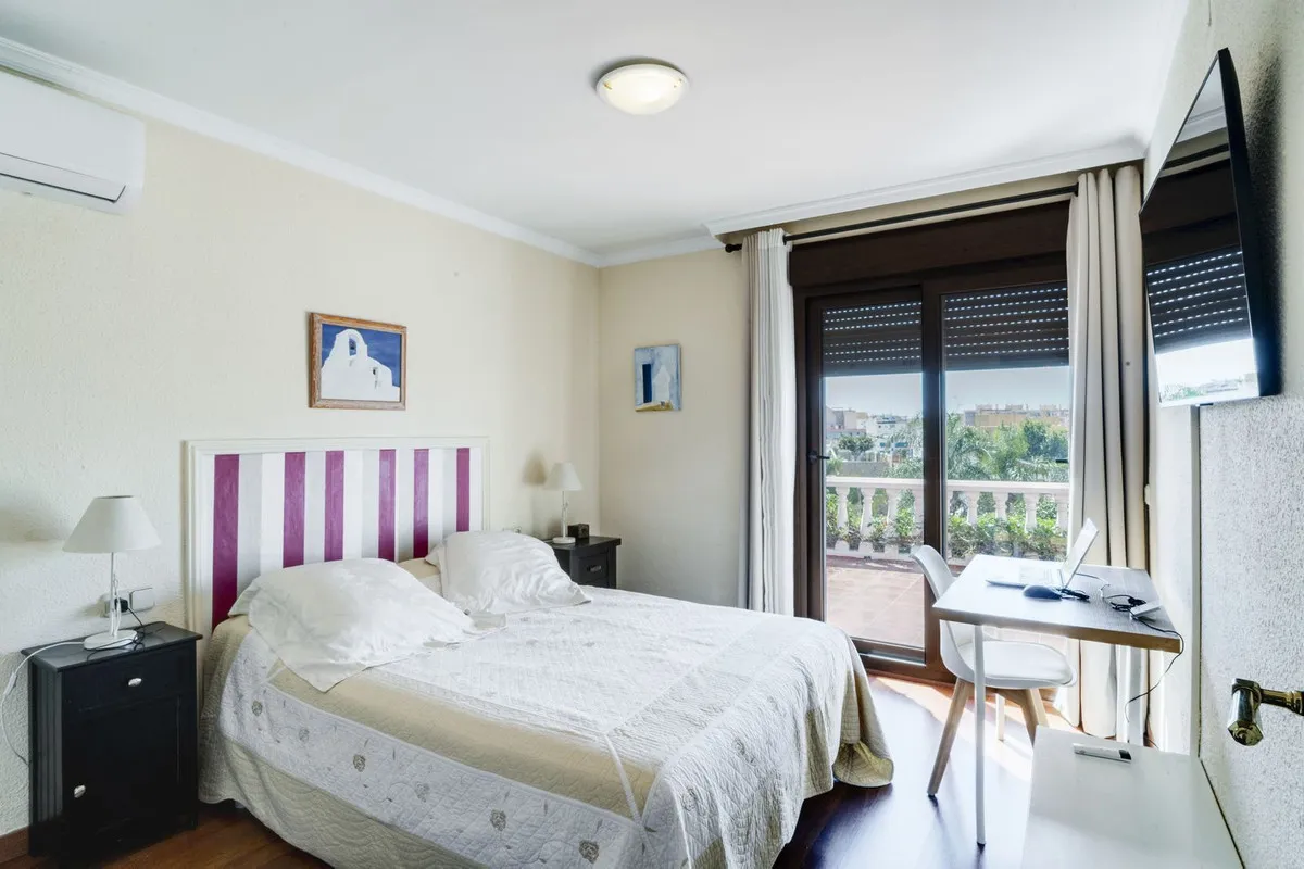 c3ef4c04-26d8-42d0-b3a0-5a7c27cc3167