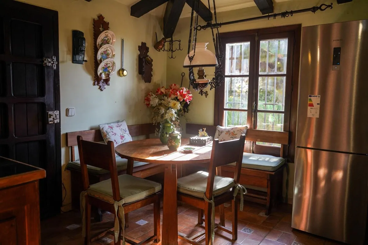 ffa5fb69-bde7-4105-b03b-7ae80cd06a5c