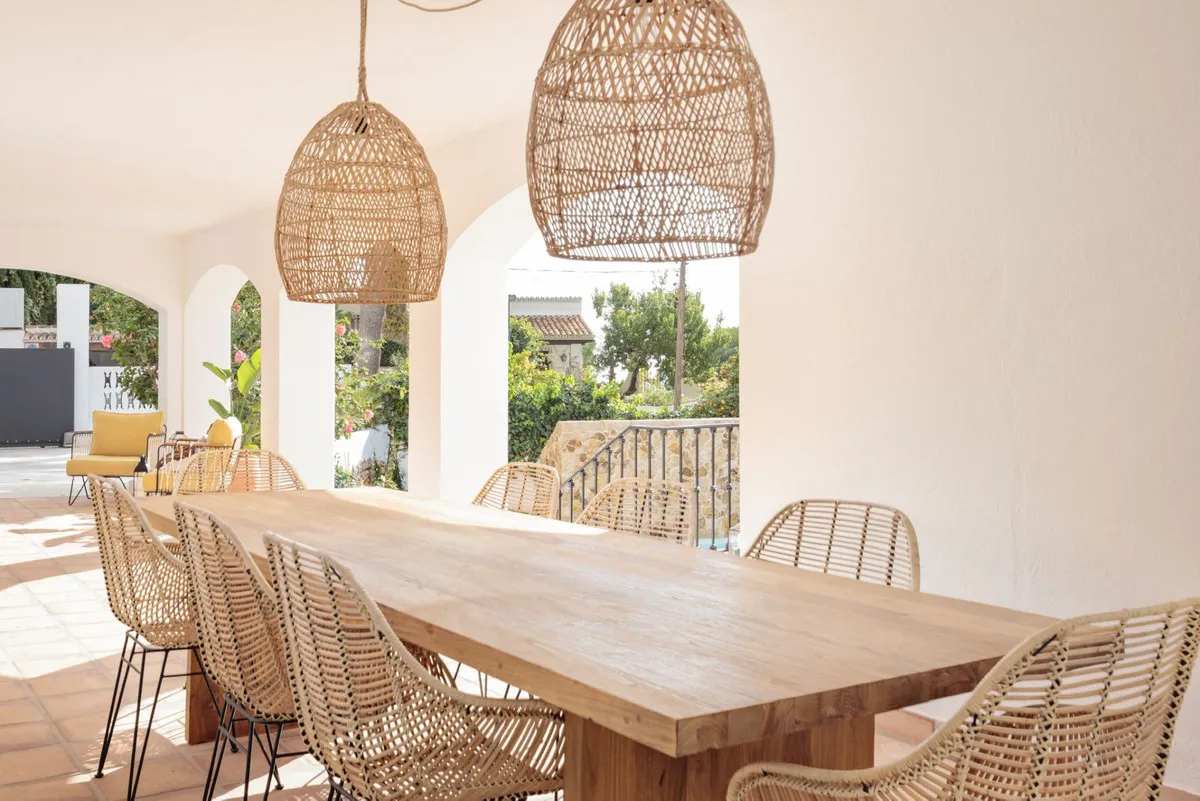 db076c8f-f31b-44c0-b298-5dad85a23da8