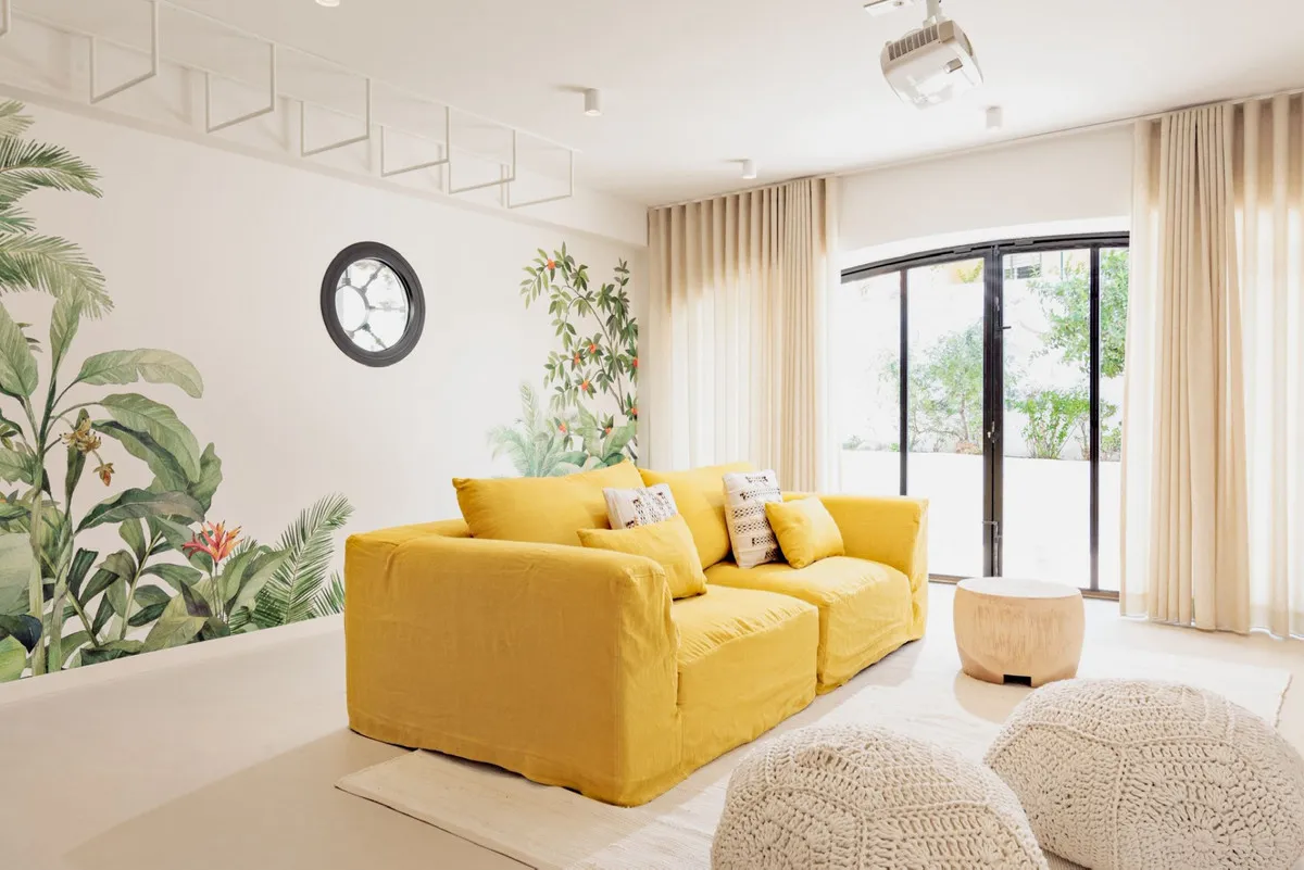 f3b1b8b7-1cb5-43d4-a23b-c199a4695df1