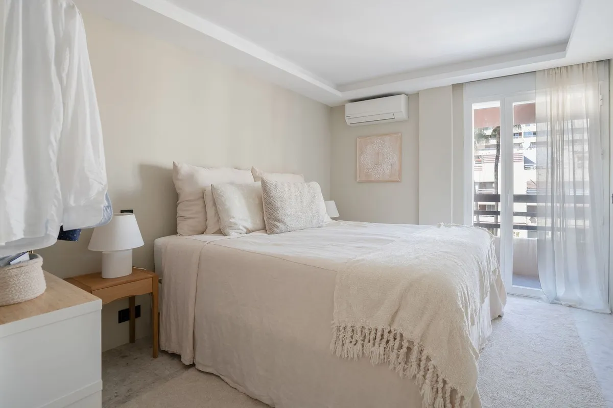 d70d158f-bf19-4758-a749-544a6e5a6fc5