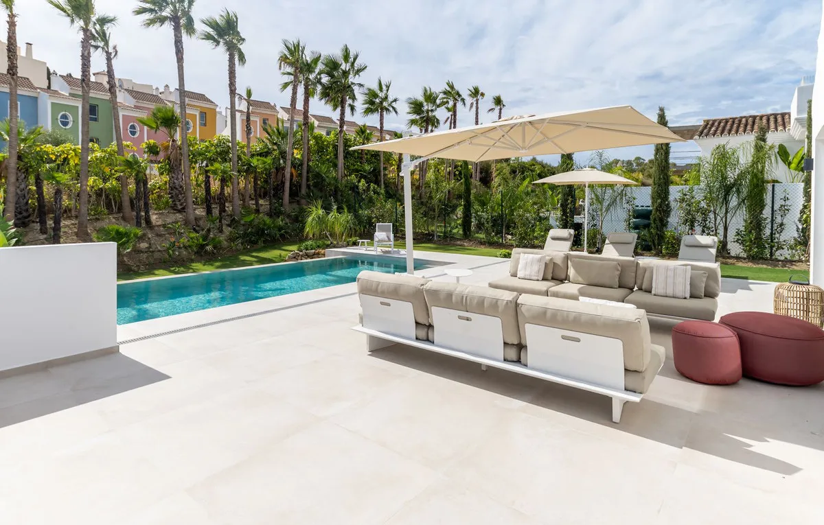 0e4280ac-97e0-4042-b2a9-eb4fa1e5422d