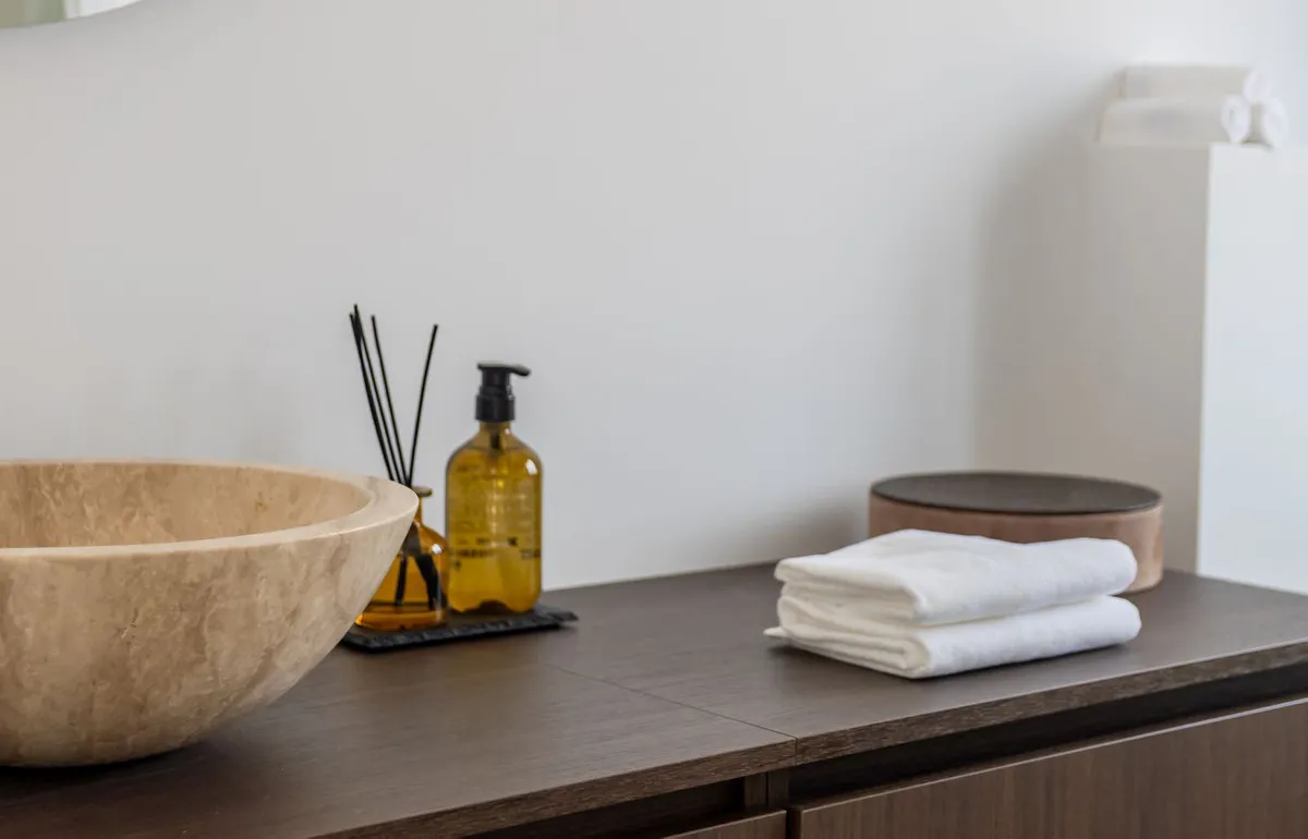 5a90a400-c22e-418d-944b-068a0835b69a