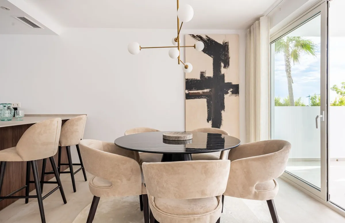 bd4efed7-95e4-4d6b-98c1-7e7fcb40d80c