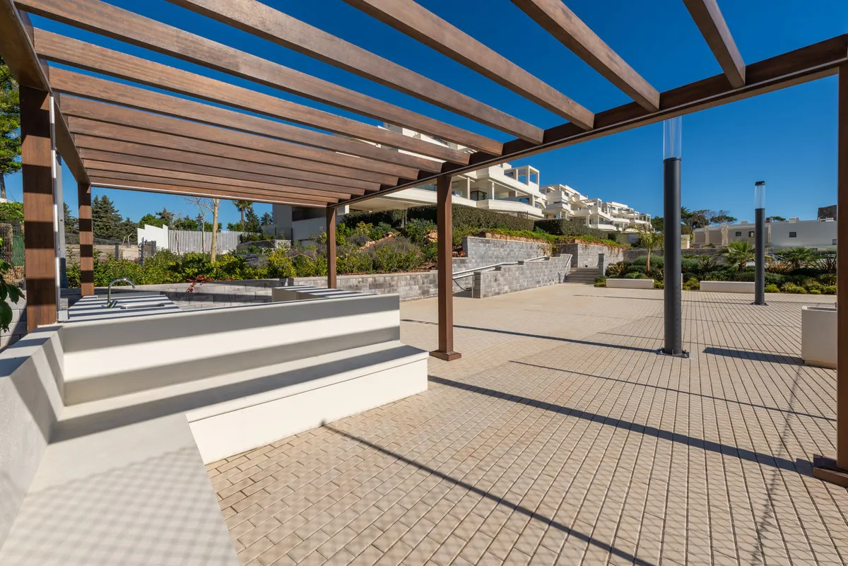 32aeede7-f70c-4f17-ba85-b63ce1c872bd