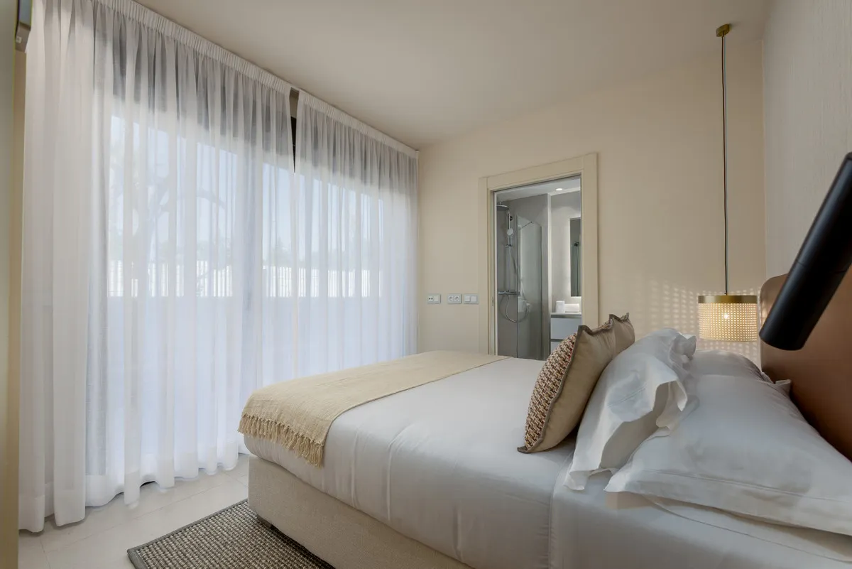 3ccba0d5-476a-4d61-ba26-86b56ff335f0