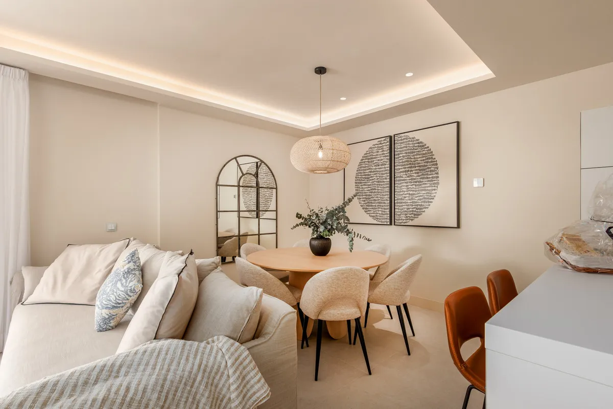 69f56388-8e33-47d4-83fe-a100658c052c