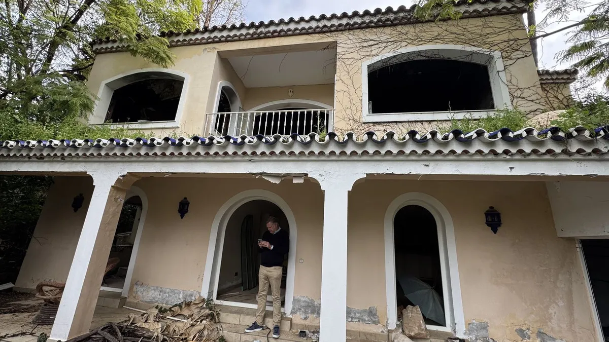 8b33ad16-a954-4754-949c-8bf6a2cc36a5