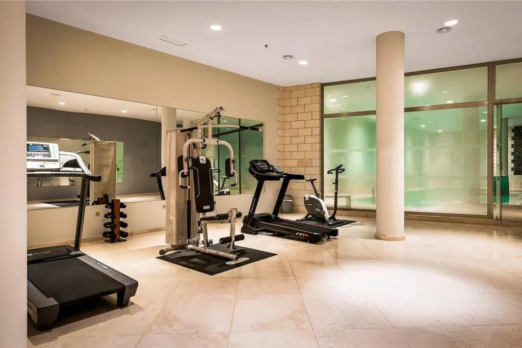 093ff66f-b96d-4b82-b5e4-d38f161efed2