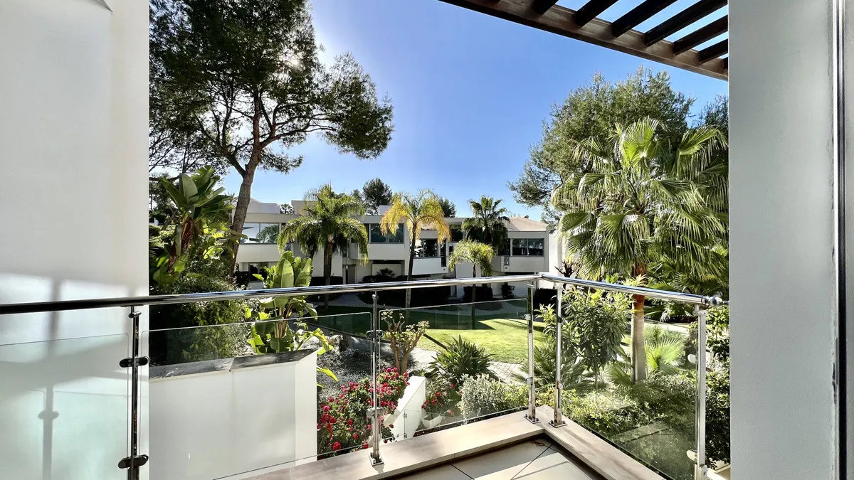 275b28bb-ca1b-4122-be32-0ebbfba0a14d